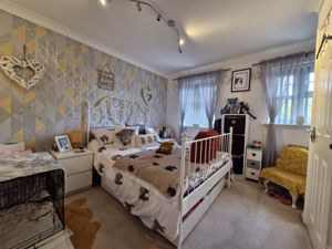 Photo 5- click for photo gallery